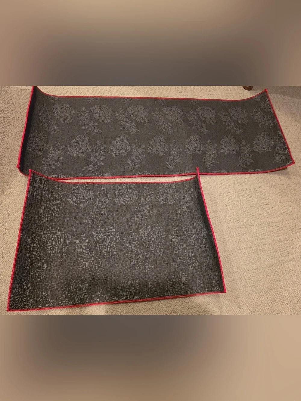 Merry Grinch Mas' Red Holiday Kitchen Rugs set of 2